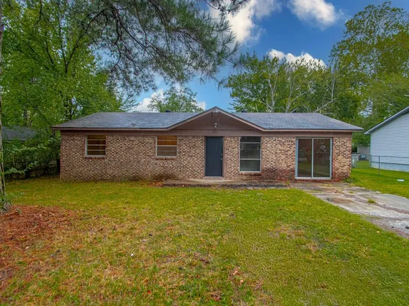 17 Compass Point St, Sherwood, AR 72120