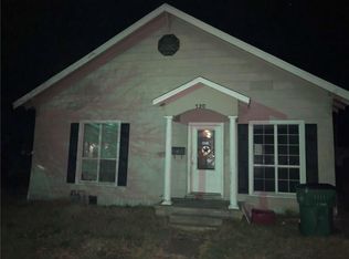 120 Center St, Whitesboro, TX 76273