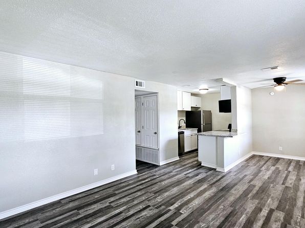403 Main St E #5