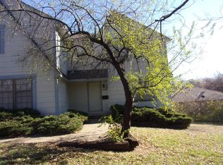 9207 Wornall Rd, Kansas City, MO 64114