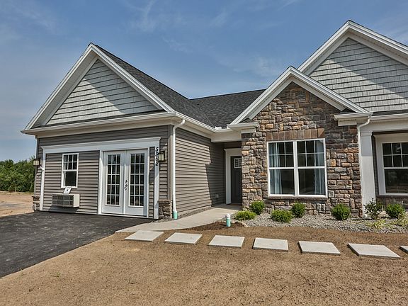 2nd image of 5962 Redfield Dr