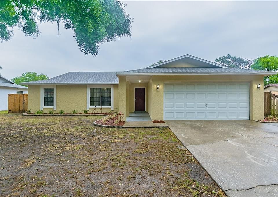 1st image of 15109 Summerwind Dr
