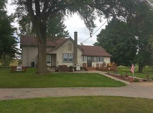 W9035 Davis Rd, Browntown, WI 53522