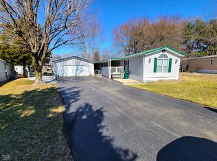 289 Bubble Loo Rd, Cloverdale, IN 46120