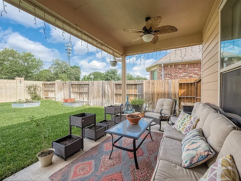 15627 Huddleston Dr — Photo 24