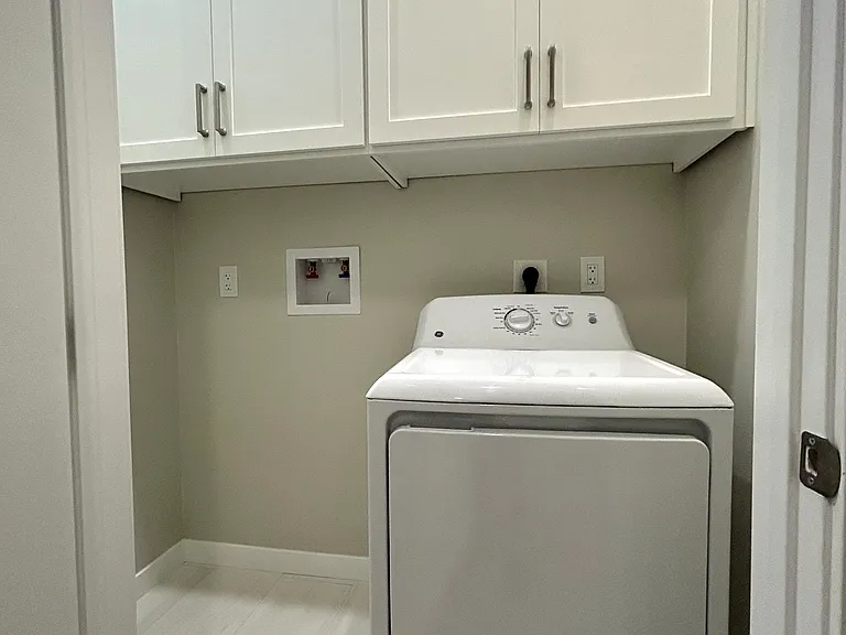238 N Drexel Ave — Photo 18