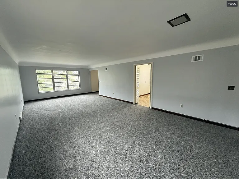 1111 Elm Park Dr — Photo 4
