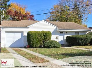 205 Hewlett Ave, Merrick, NY 11566