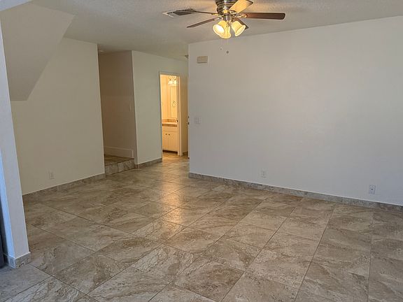 5th image of 125 Amberidge Dr
