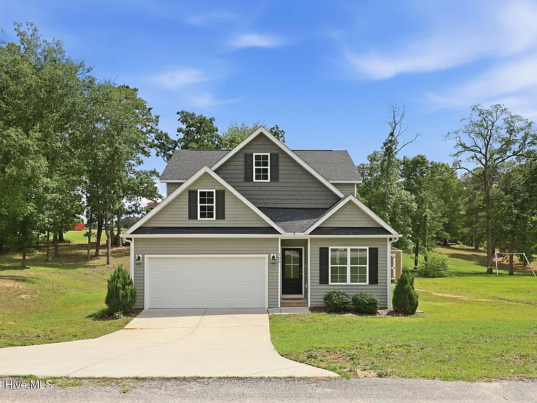 105 Village Dr — Photo 46