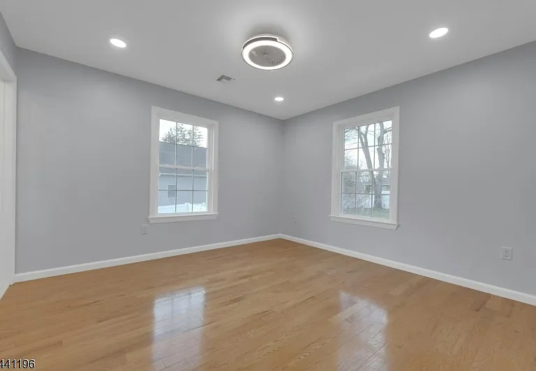 1 Kinderkamack Rd — Photo 18