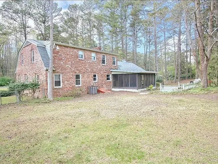 Scofield Rd — Photo 5