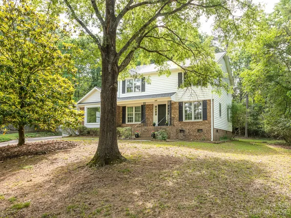 7422 Kilcullen Dr, Charlotte, NC 28270