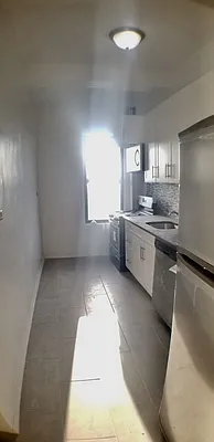 Rented by Roberto Guilbet, LREB | media 36