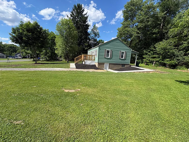 114 Plateau St — Photo 9
