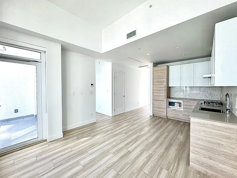 2381 Beta Ave #312 — Photo 13