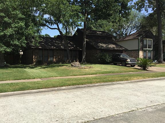 2nd image of 19710 Faye Oaks Ct