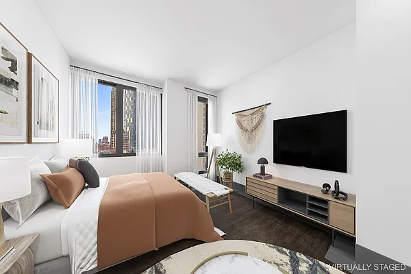 Sold by Compass | media 17