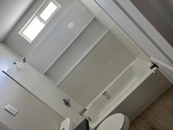 5th image of 1135 Hollister St #7
