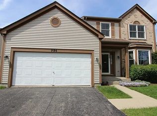 994 Cambridge Dr, Grayslake, IL 60030