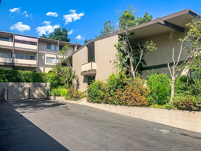 Annandale Terrace Apartments — Photo 19