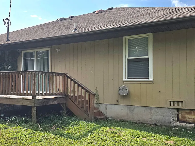 3757 W Sylvania St — Photo 10