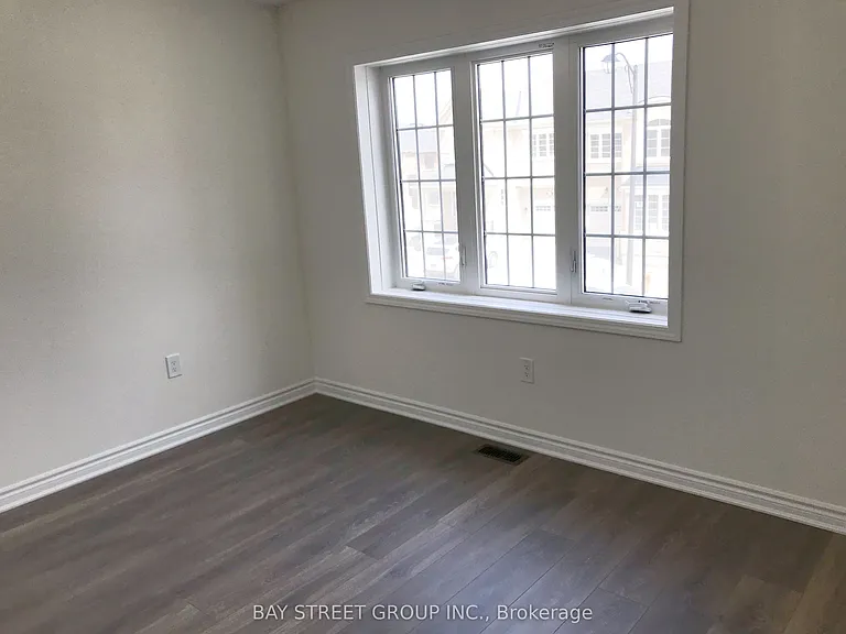 9 Ness Dr — Photo 8