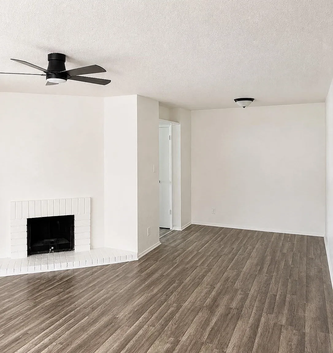 3 bed, 2.0 bath, 1373 sqft, $1,525 — Photo 1