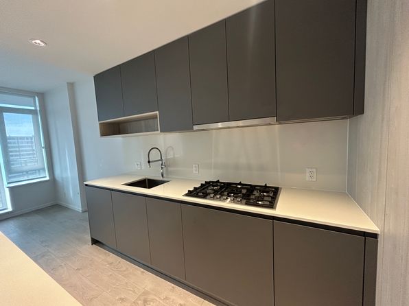 3 bedroom rental in Richmond — photo 6