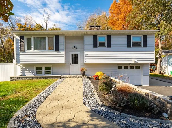47 Martin Road, Pleasant Valley, NY 12569