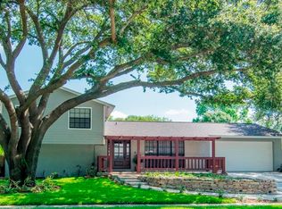4103 Woodside Manor Dr, Tampa, FL 33624