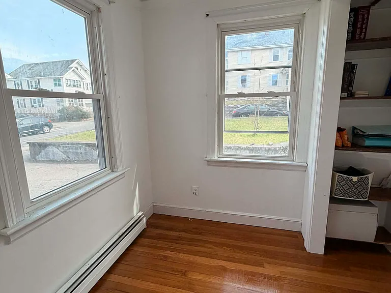 58 Farrar Ave — Photo 31