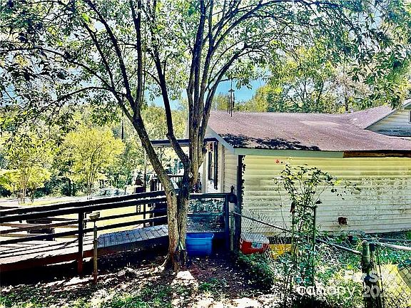 5th image of 608 Crowders Creek Rd