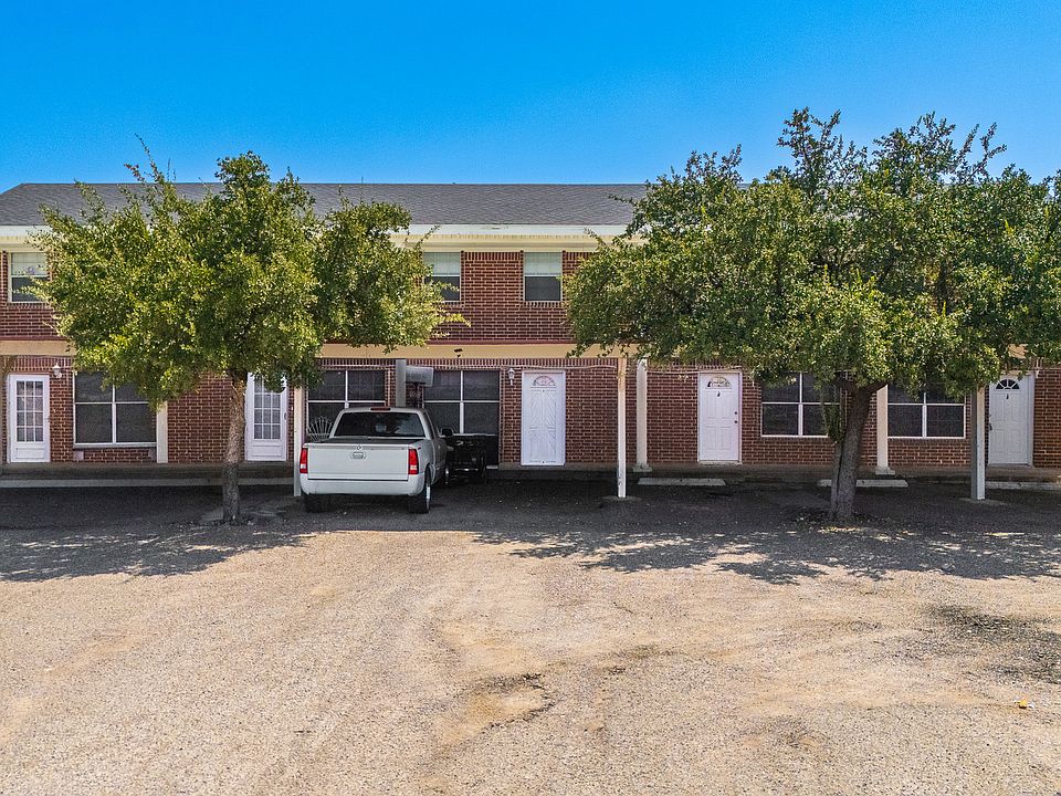 1st image of 121 Falcon Blvd