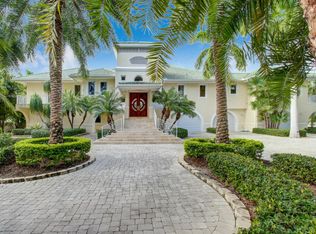 17137 Dolphin St W, Sugarloaf Key, FL 33042