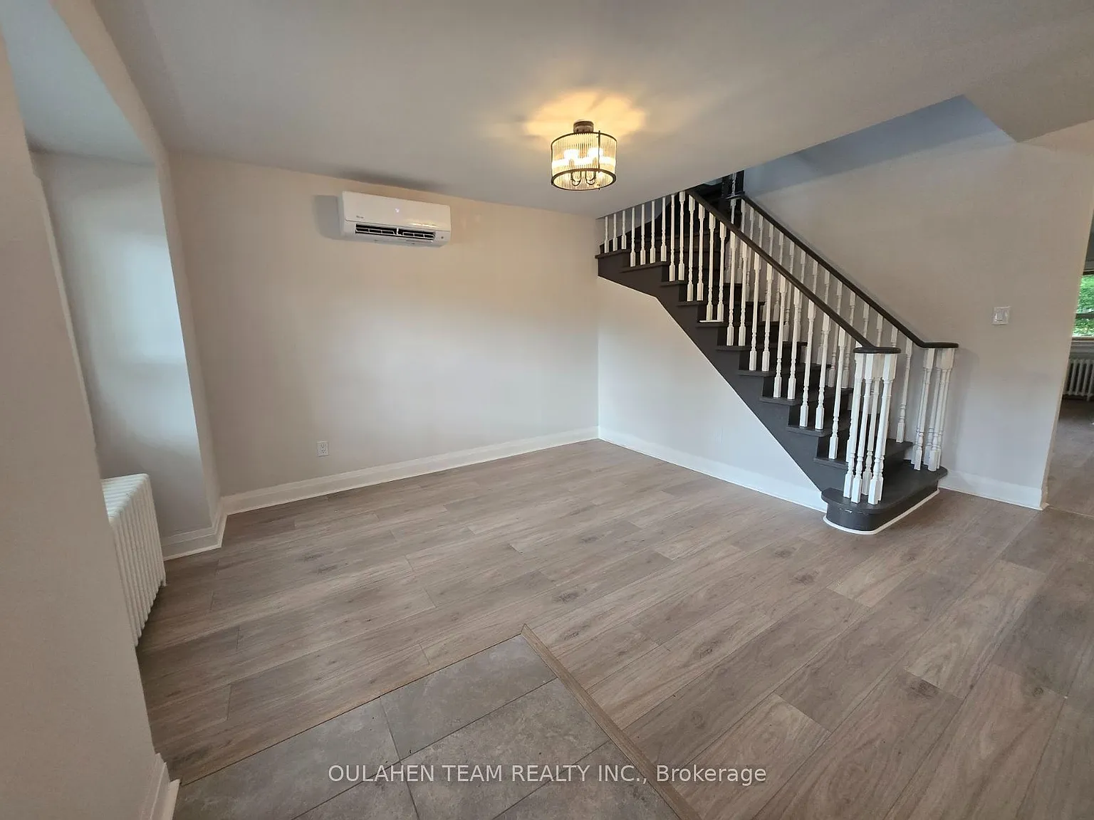8 bed, $4,900 — Photo 4