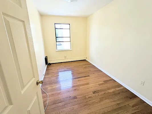 Rented by Nooklyn NYC LLC | media 6