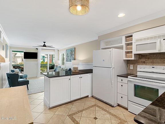 4th image of 301 E Commerce Way Road #255 Sea Spray