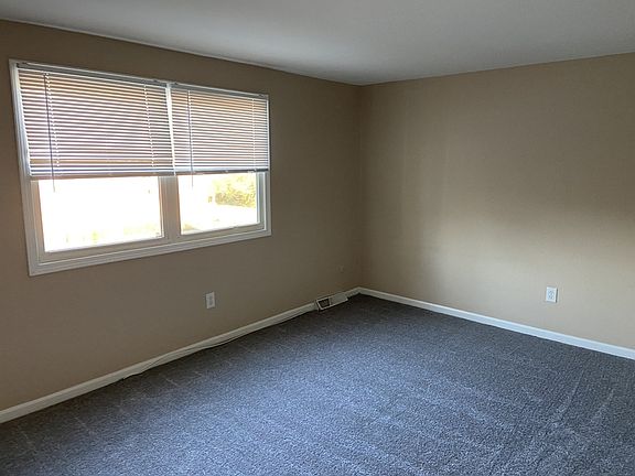 5th image of 109 Creekside Dr