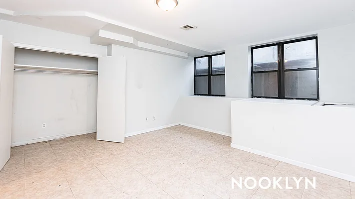 Rented by Nooklyn NYC LLC | media 5