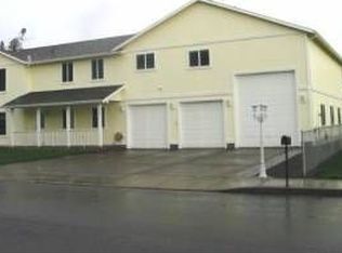 35410 Oakwood Dr, Saint Helens, OR