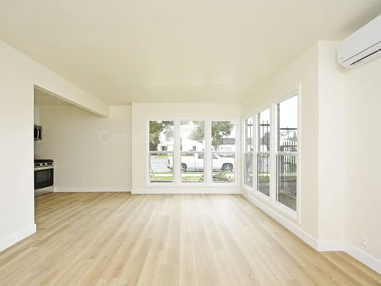 2972 Pacific Ave #A — Photo 2