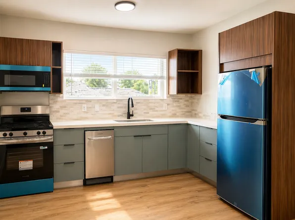 576 NE 63rd St, Miami, FL