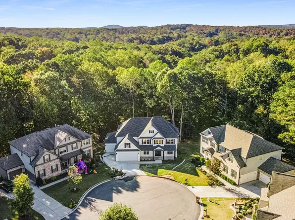 9135 Fox Trail Ln, Gainesville, GA 30506