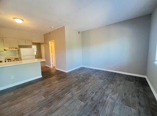 333 1/2 10th Avenue Dr NE #315, Hickory, NC 28601