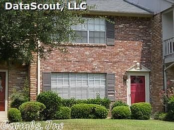 1st image of 519 Greenbriar Dr