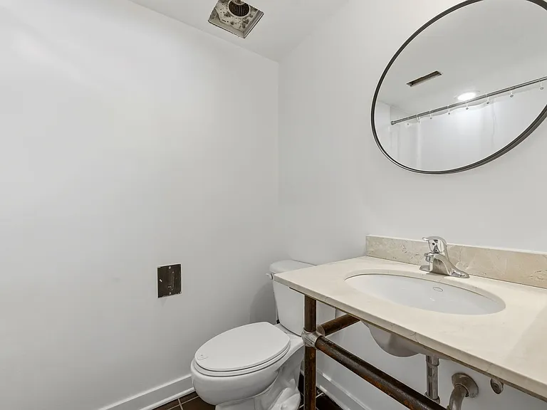 1910 S Indiana Ave #518 — Photo 11