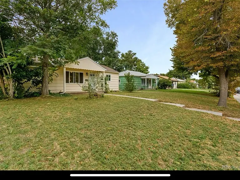 1255 Emporia St — Photo 3