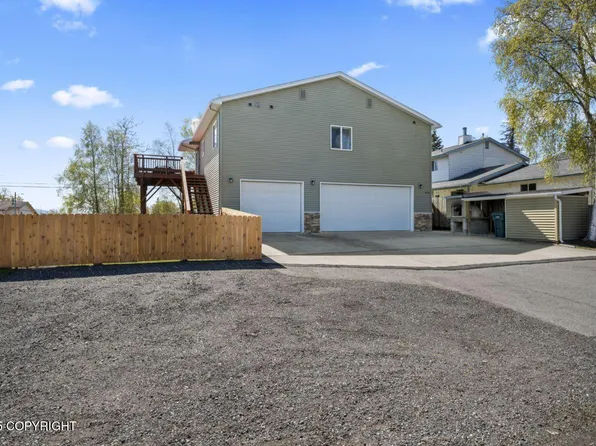 8912 Kruger Dr, Anchorage, AK 99502