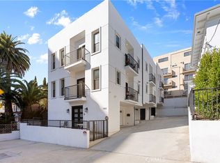 1905 N Stoke Ln, Los Angeles, CA 90068